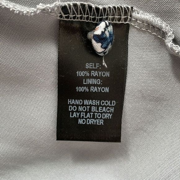 Lulu’s Design Major Grey Print Sleeveless Swing Dress. Size Medium. - Picture 13 of 14